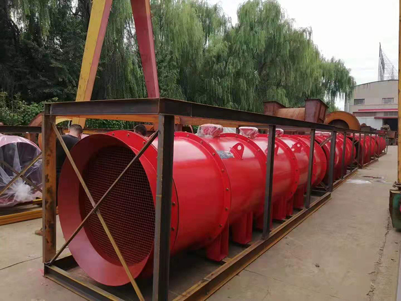 出口到塞爾維亞待發(fā)的風(fēng)機